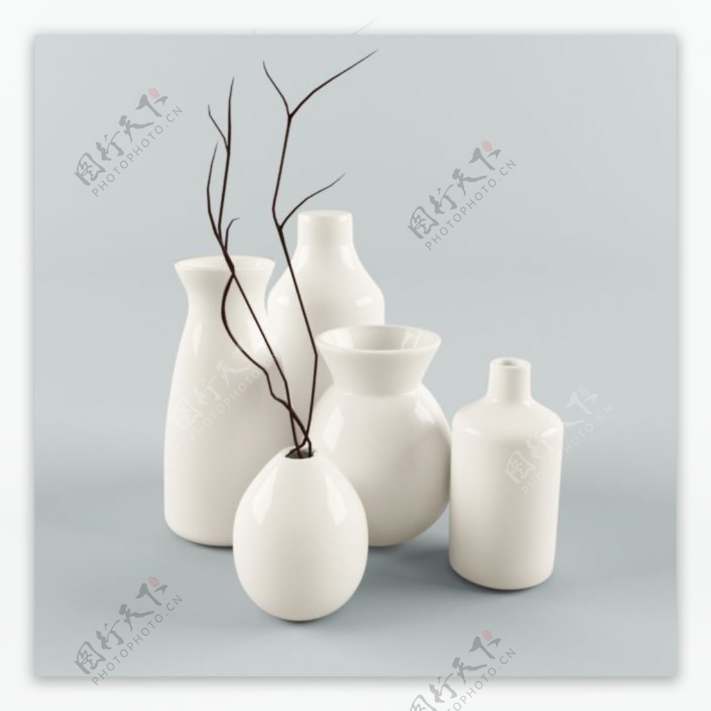 白色简洁花瓶