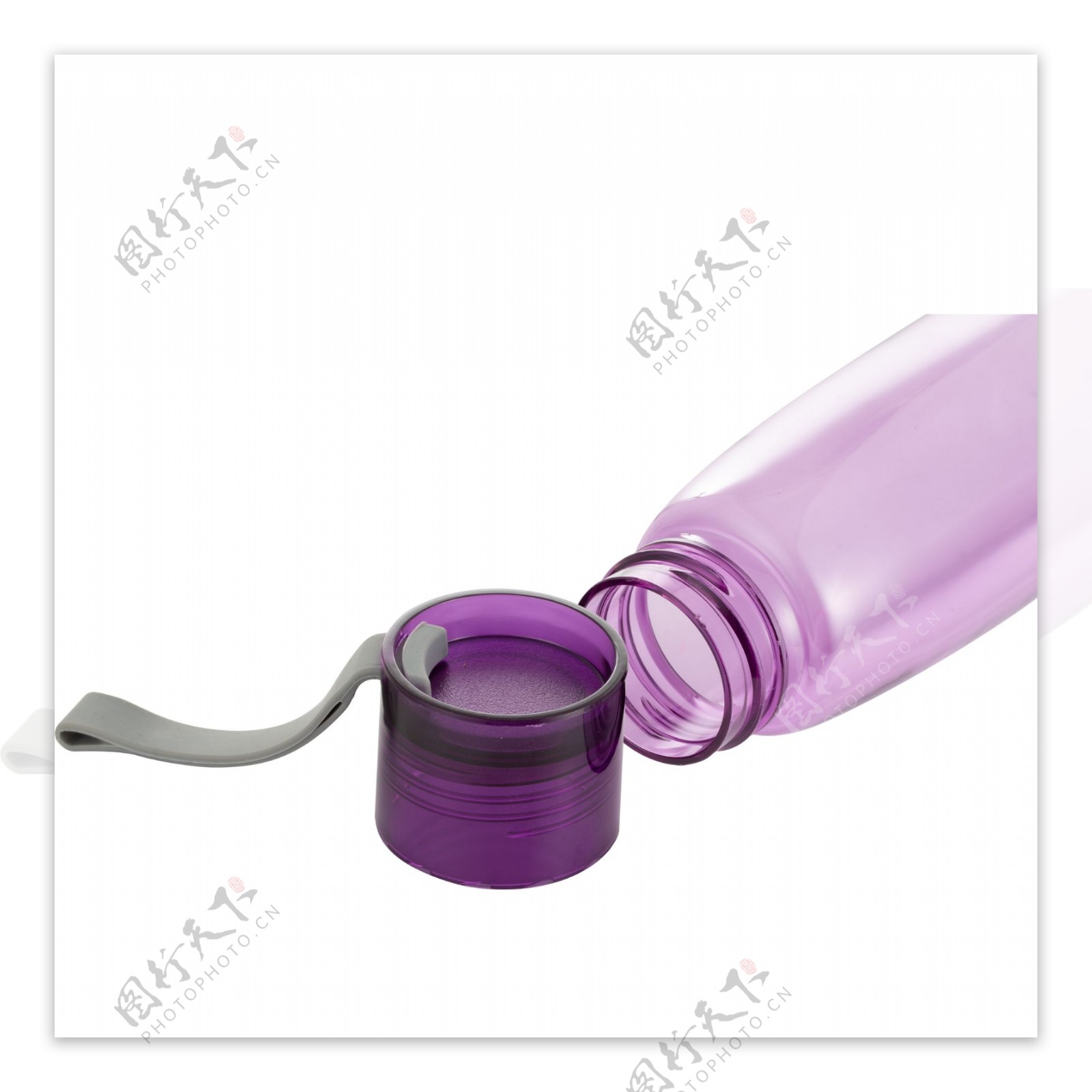 紫色创意真实水杯元素