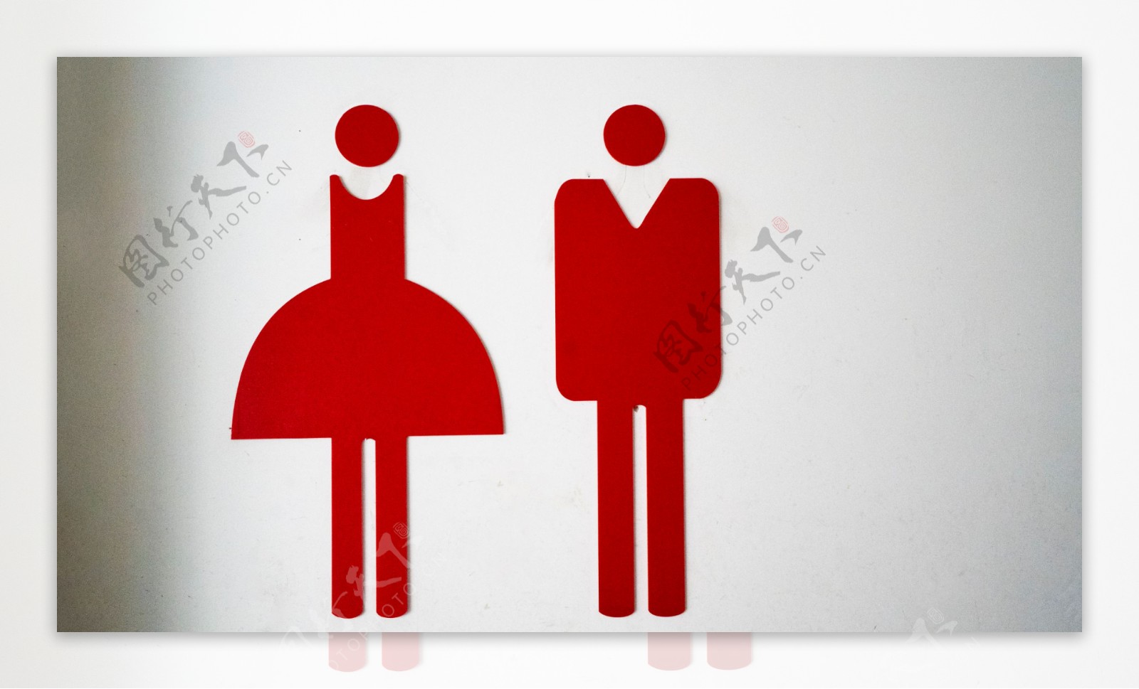 男女厕所标志摄影