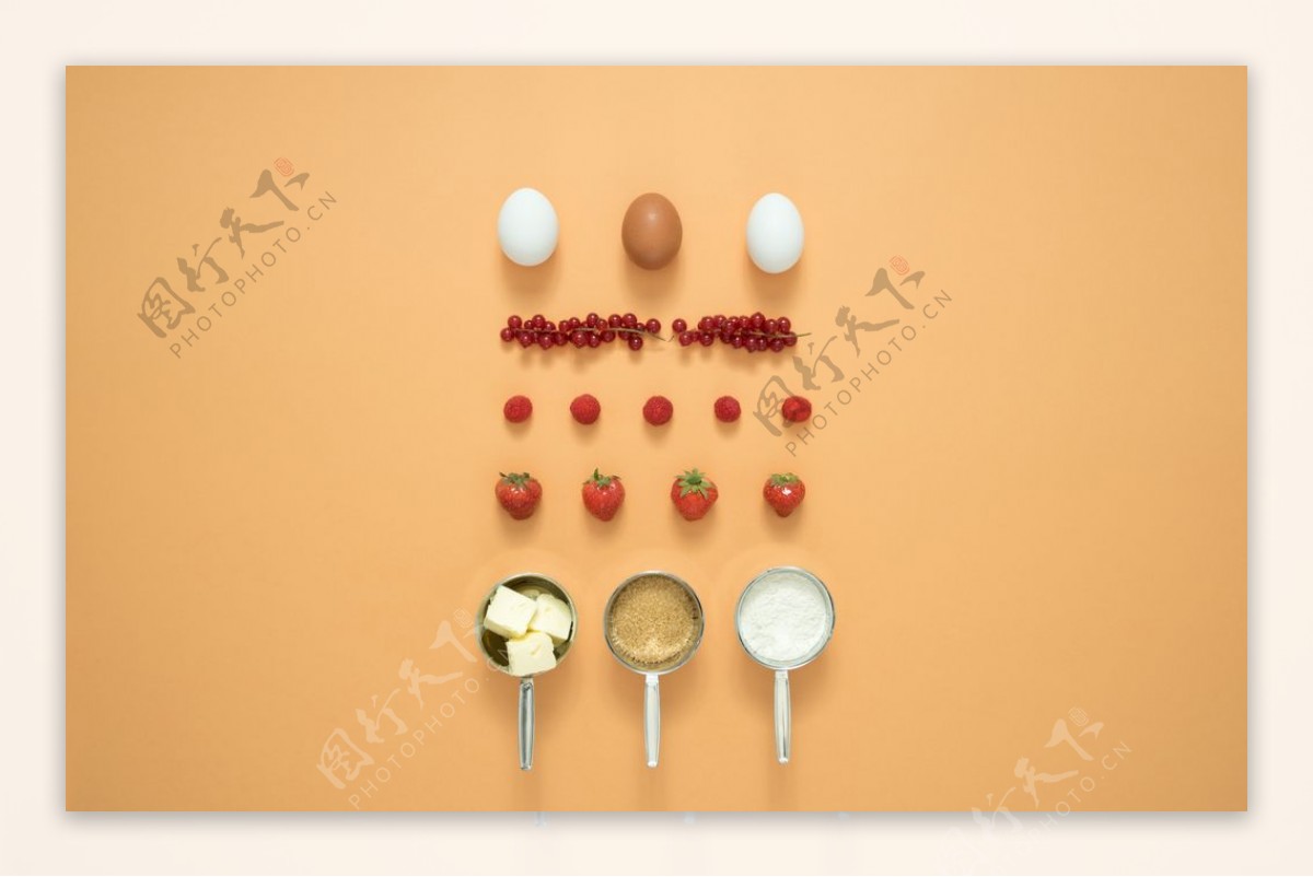 鸡蛋和水果