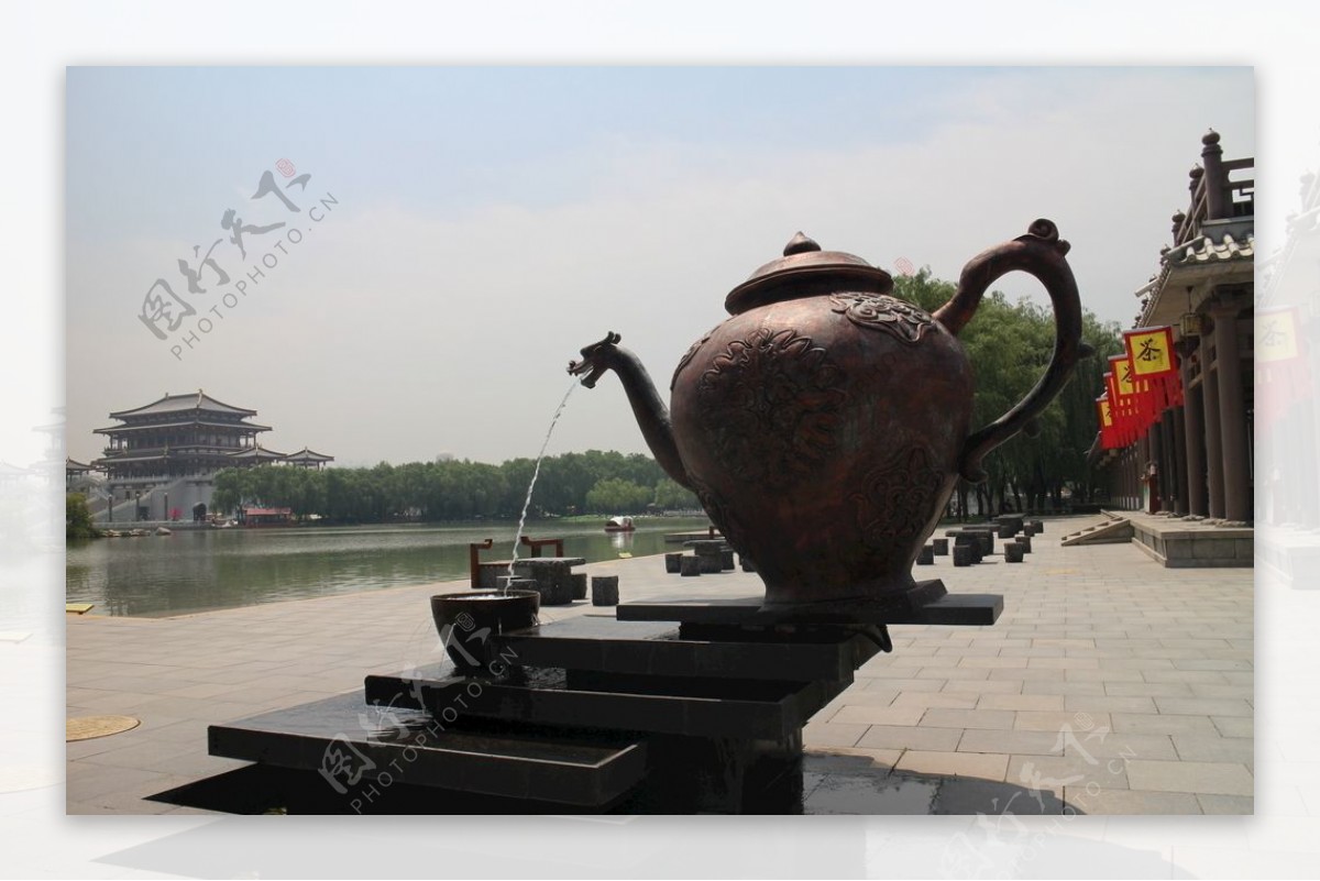 茶壶雕塑喷泉