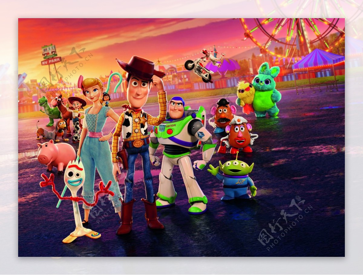 迪士尼电影玩具总动员4海报