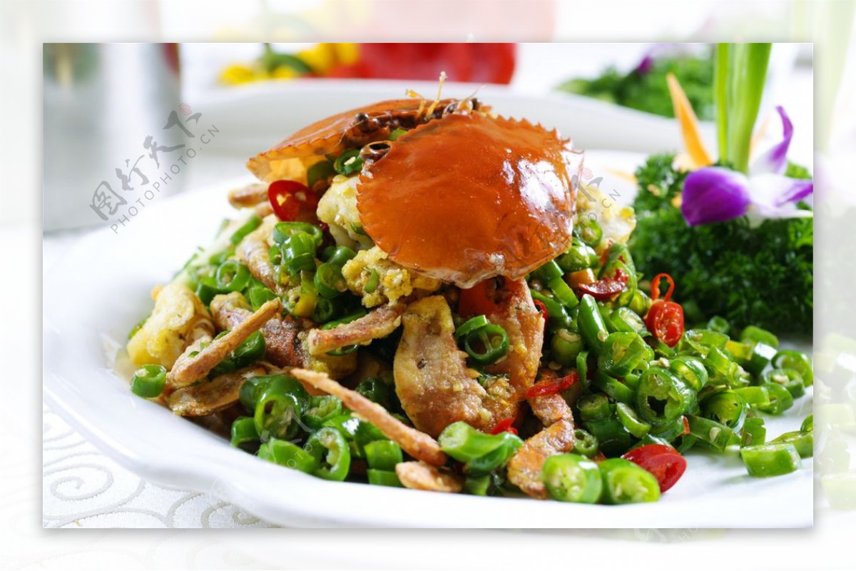 热鲜椒焖肉蟹
