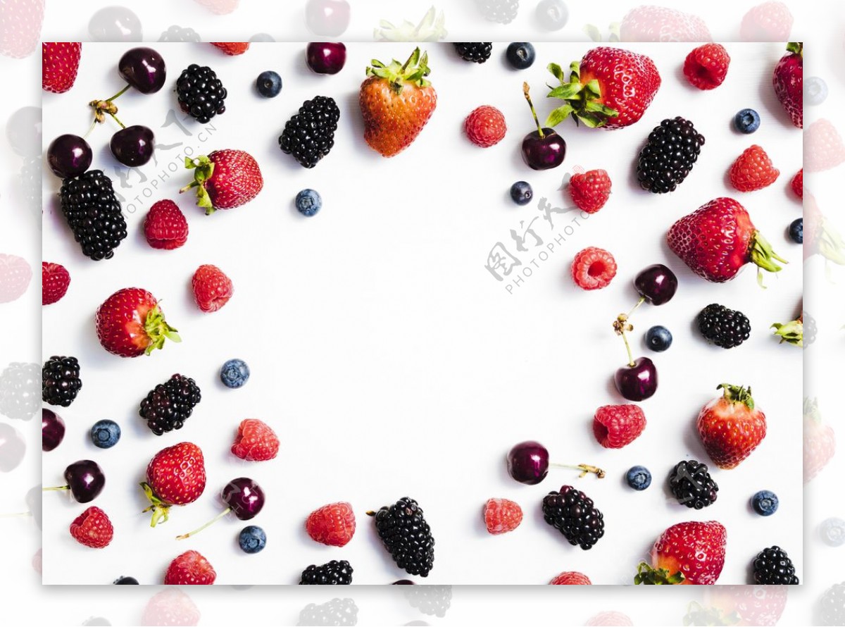 树莓草莓桑葚水果集合