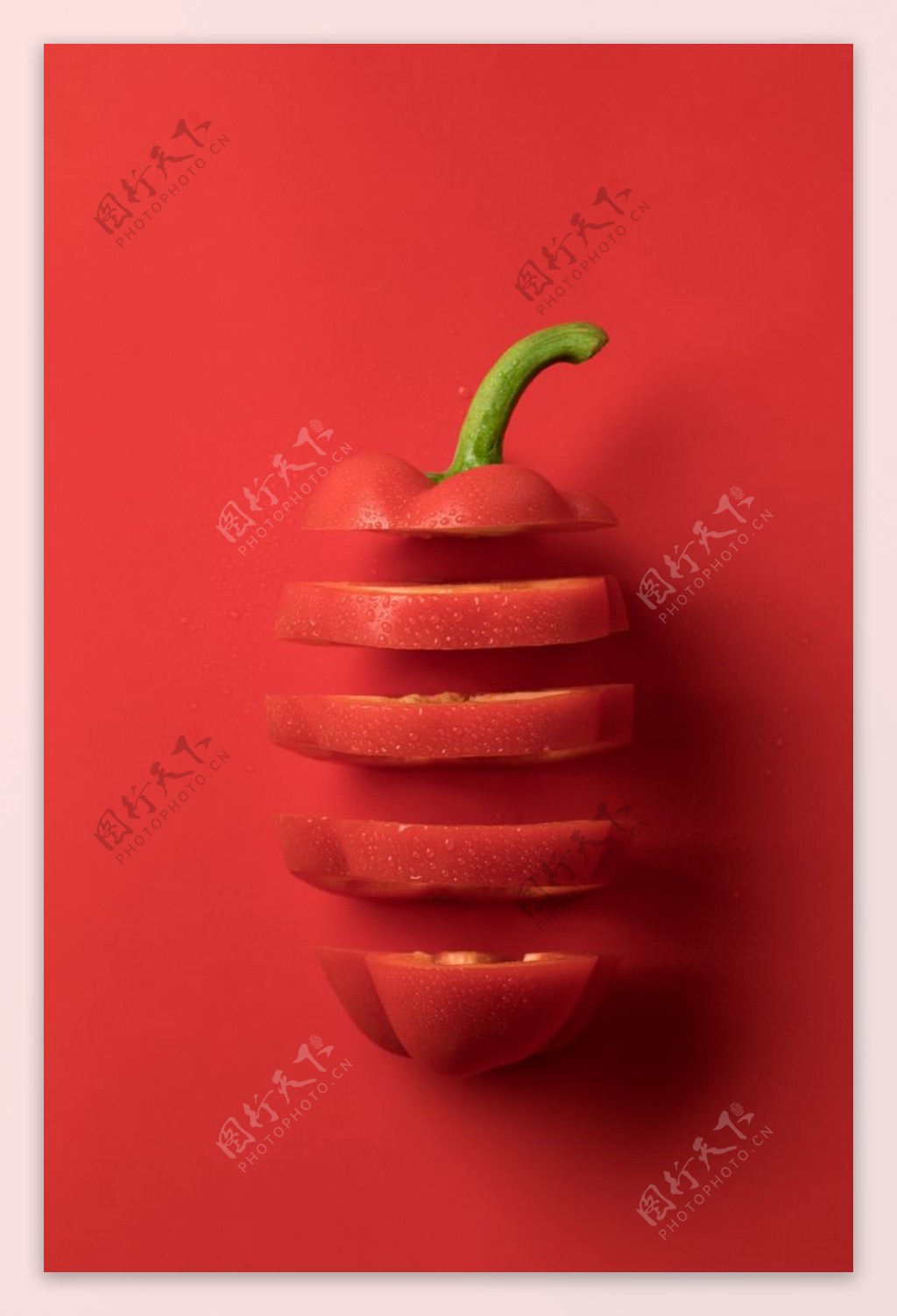 红色辣椒切片背景海报素材图片