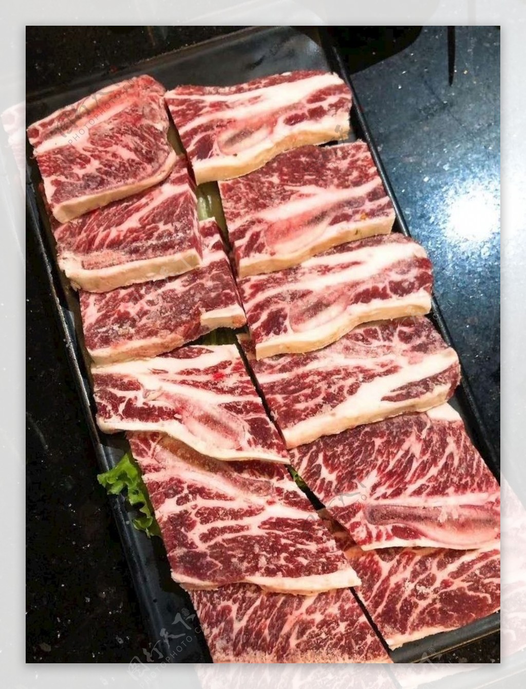 雪花牛肉烤牛肉实拍牛肉照片图片