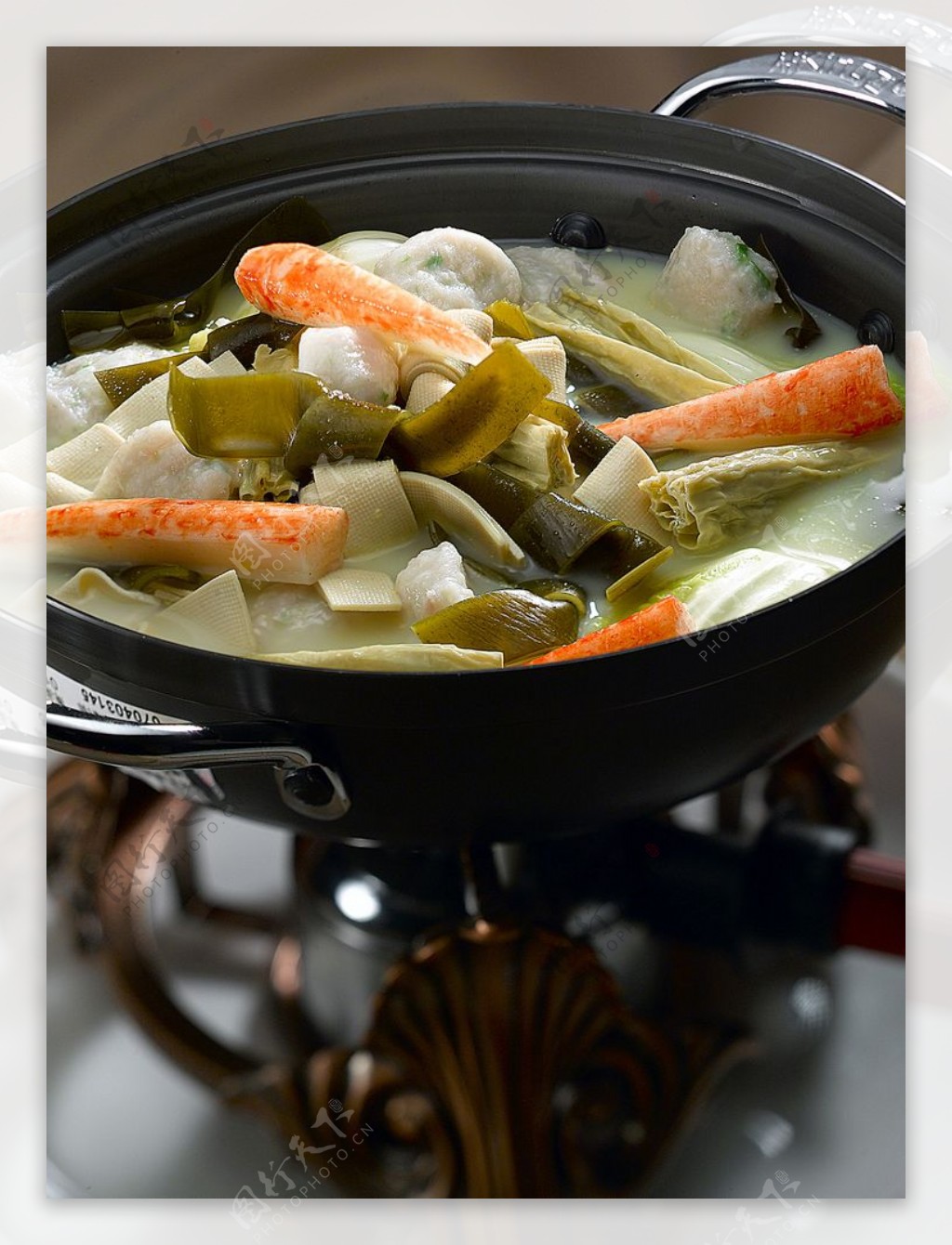 豫菜浓汤时蔬鱼滑锅图片