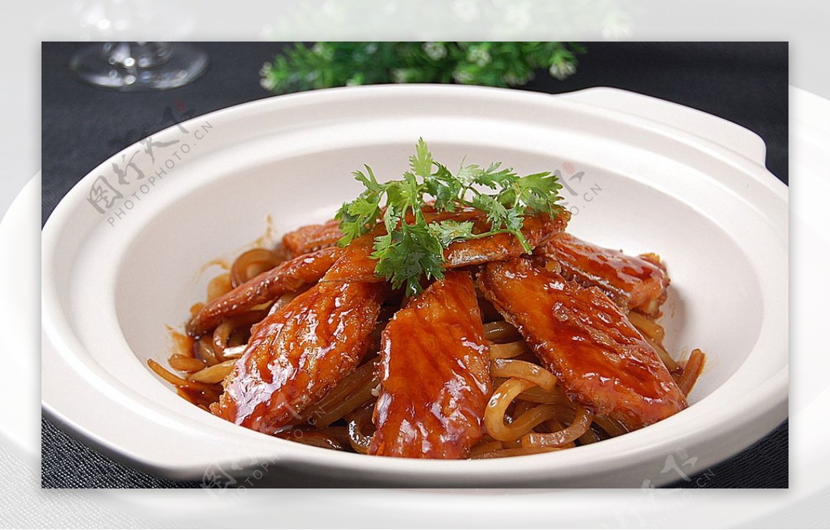 北京菜红烧带鱼图片