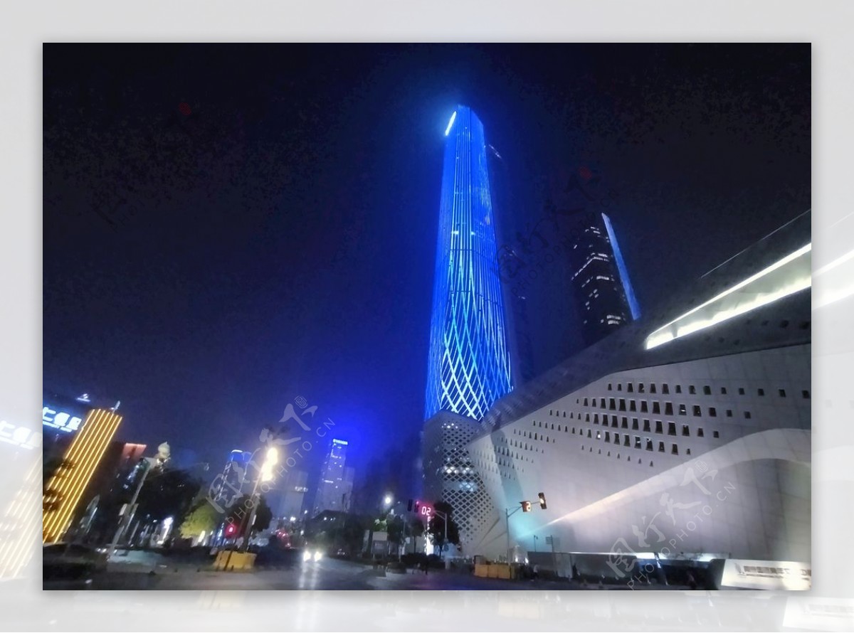 南京国际青年酒店夜景图片