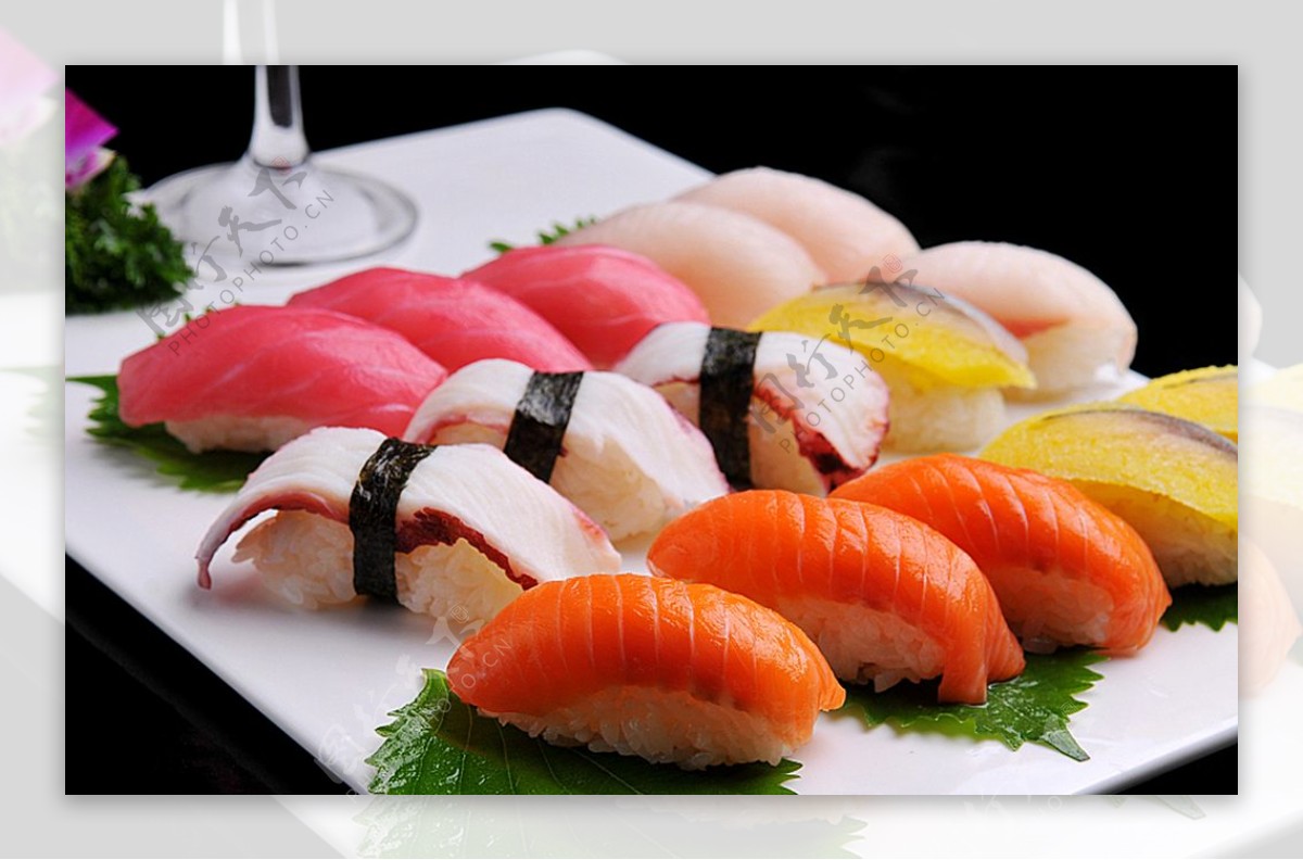 五彩寿司图片