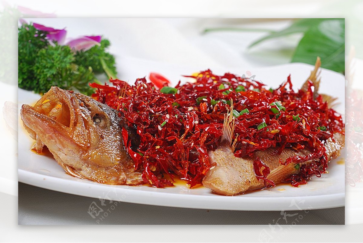 鄂菜秦椒炝鱼图片
