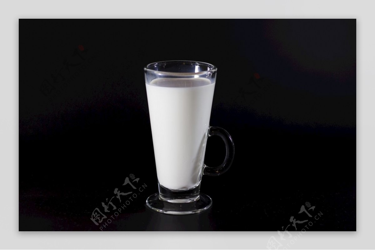热牛奶图片